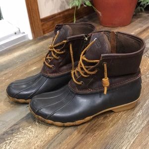 SPERRY DUCK BOOTS
